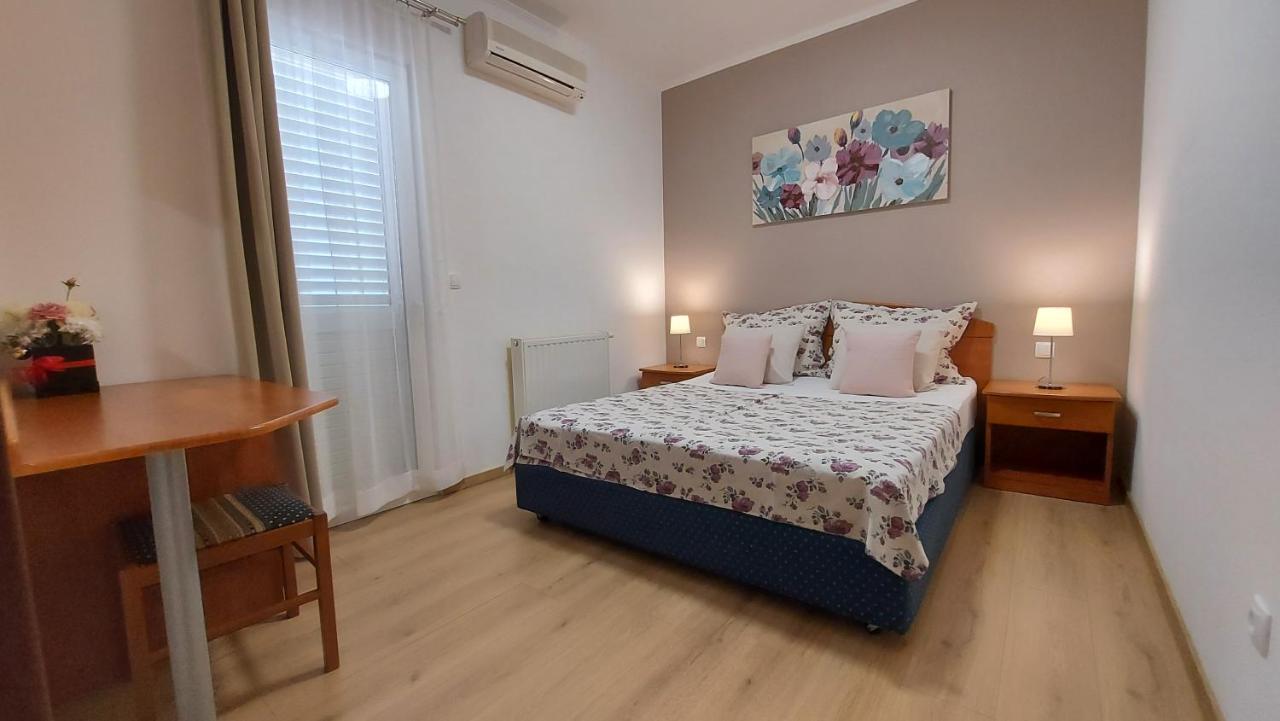 Villa Rossa Tučepi Esterno foto