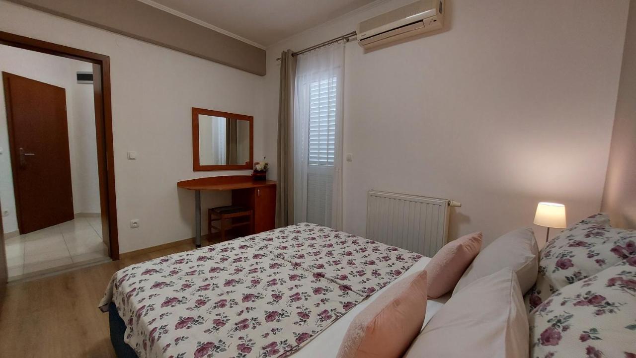 Villa Rossa Tučepi Esterno foto