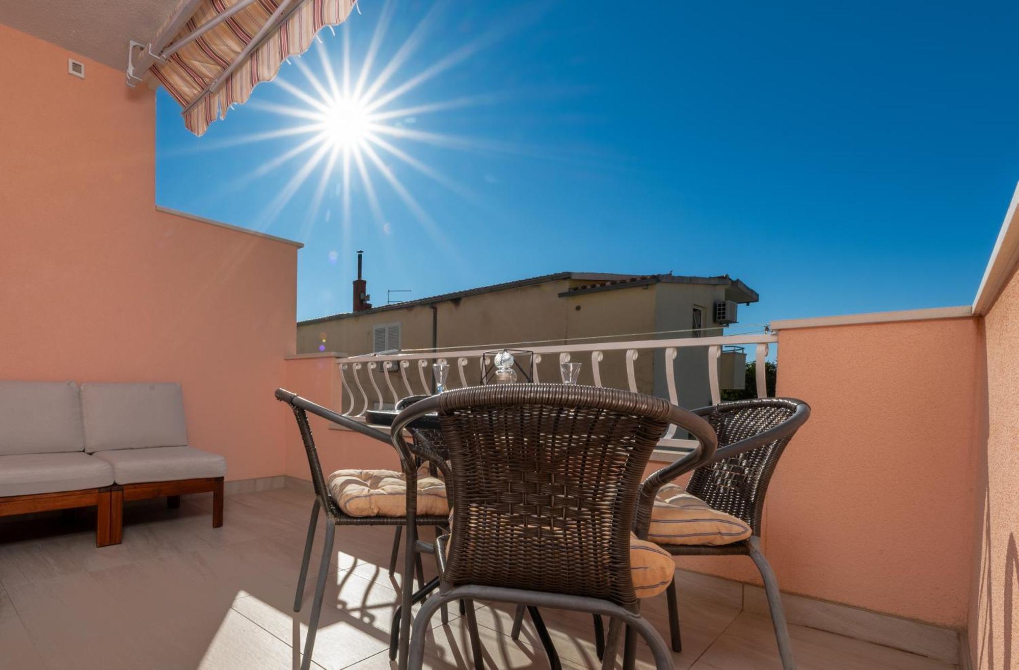 Villa Rossa Tučepi Esterno foto