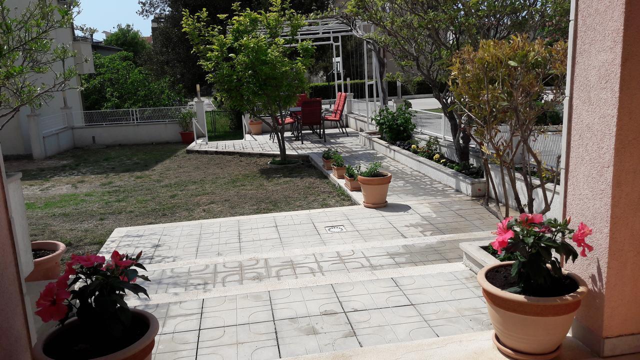 Villa Rossa Tučepi Esterno foto